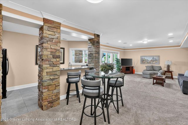 624 Aquila Drive, East Lansing, MI 48823