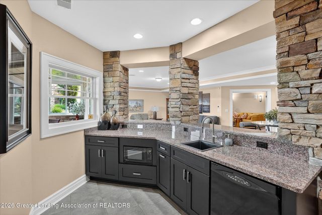 624 Aquila Drive, East Lansing, MI 48823