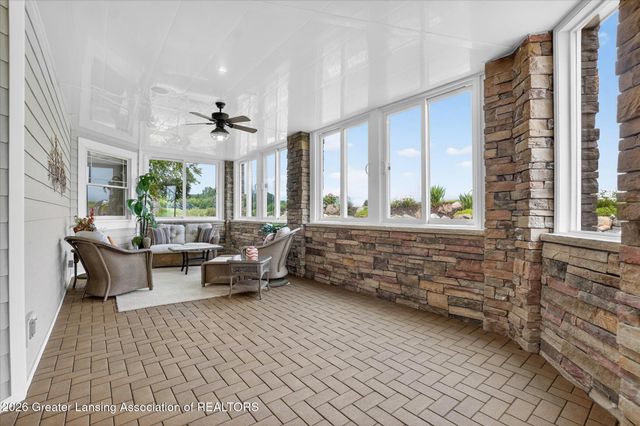 624 Aquila Drive, East Lansing, MI 48823