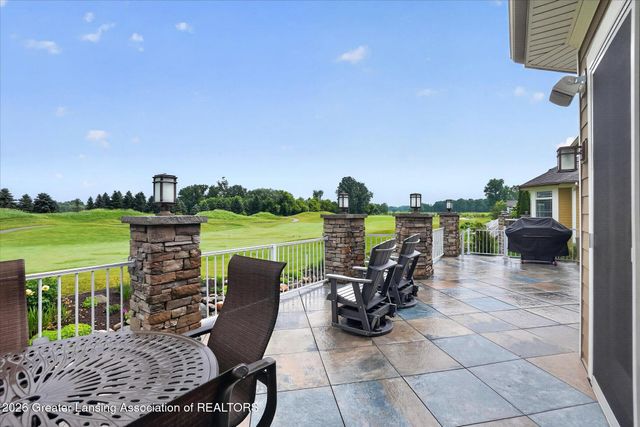 624 Aquila Drive, East Lansing, MI 48823