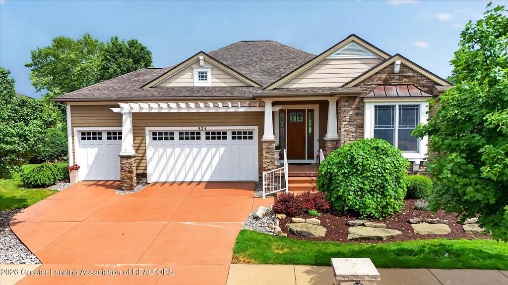 624 Aquila Drive, East Lansing, MI 48823