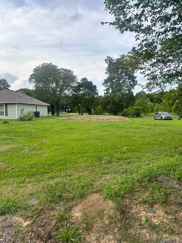 2265 Gore Rd, Baton Rouge, LA 70807