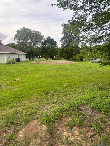 2265 Gore Rd, Baton Rouge, LA 70807