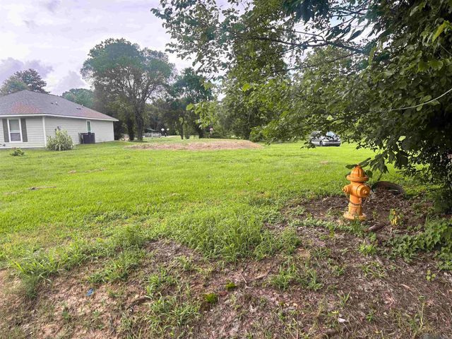 2265 Gore Rd, Baton Rouge, LA 70807