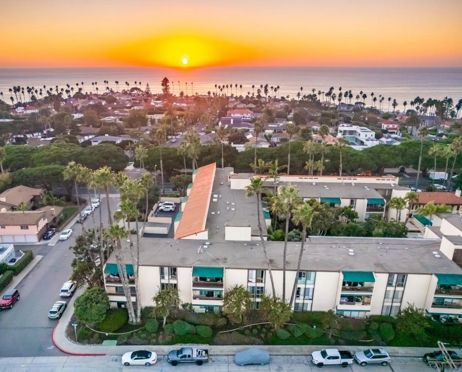 6455 La Jolla Blvd 121, La Jolla, CA 92037