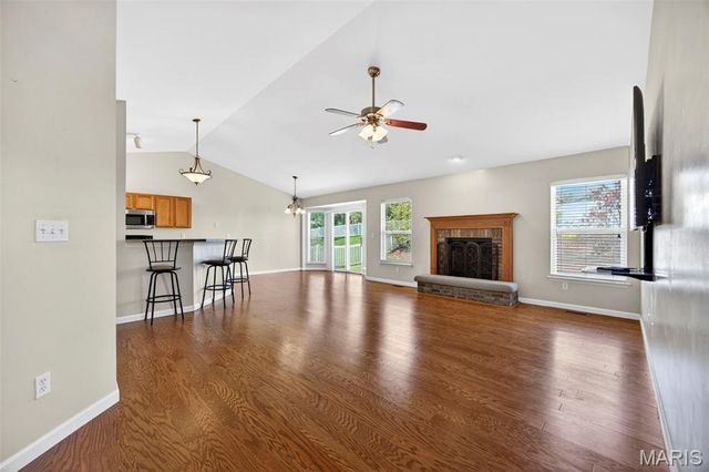 1433 Sunview Drive, O'fallon, MO 63366