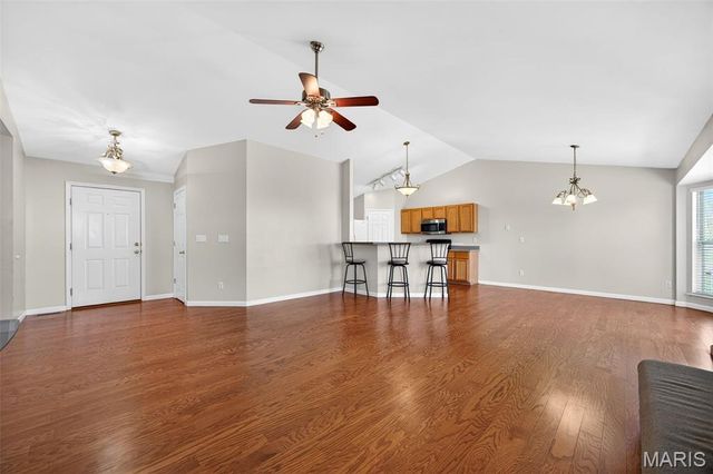 1433 Sunview Drive, O'fallon, MO 63366