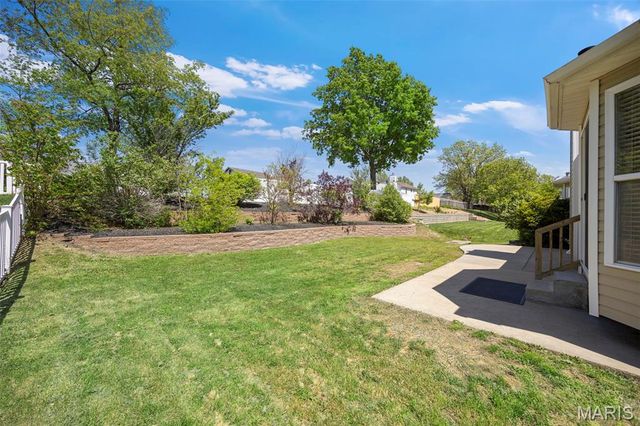 1433 Sunview Drive, O'fallon, MO 63366
