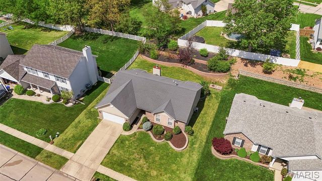 1433 Sunview Drive, O'fallon, MO 63366