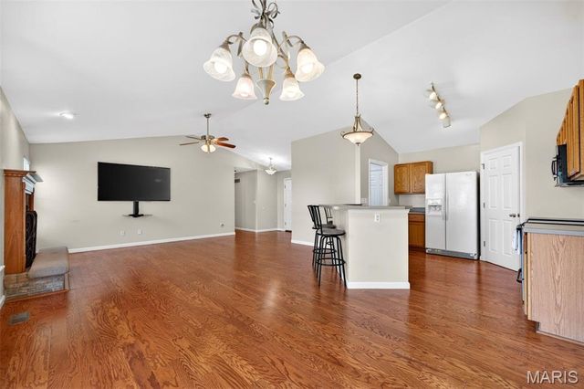 1433 Sunview Drive, O'fallon, MO 63366