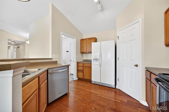 1433 Sunview Drive, O'fallon, MO 63366