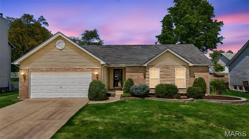 1433 Sunview Drive, O'fallon, MO 63366