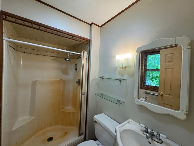 236 S 150 E, Valparaiso, IN 46383