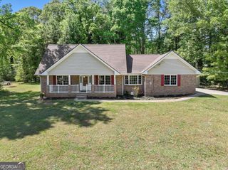 7005 Oak Leaf Drive, Fairburn, GA 30213