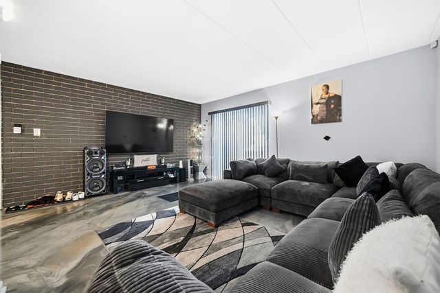 17006 Novak Drive T107, Hazel Crest, IL 60429