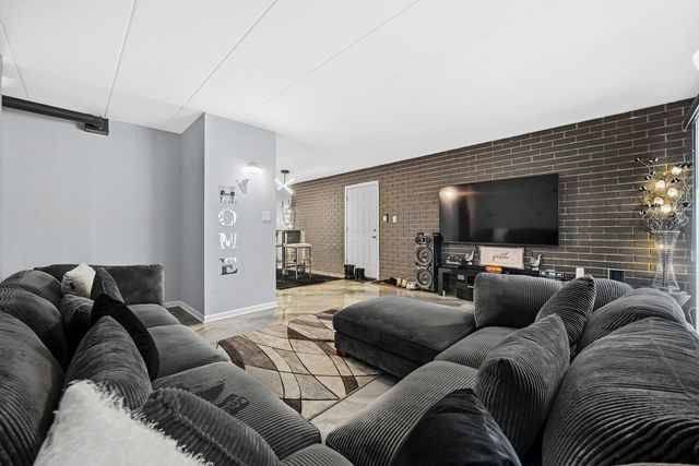 17006 Novak Drive T107, Hazel Crest, IL 60429