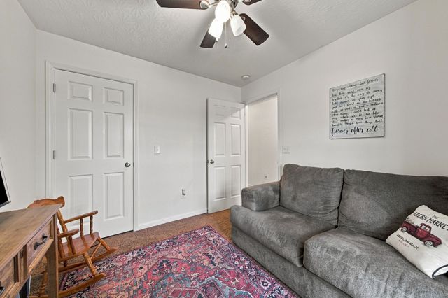 1809 Mosley Ferry Rd, Chapmansboro, TN 37035