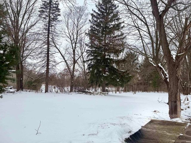 2731 Pleasant Plain Avenue, Elkhart, IN 46517