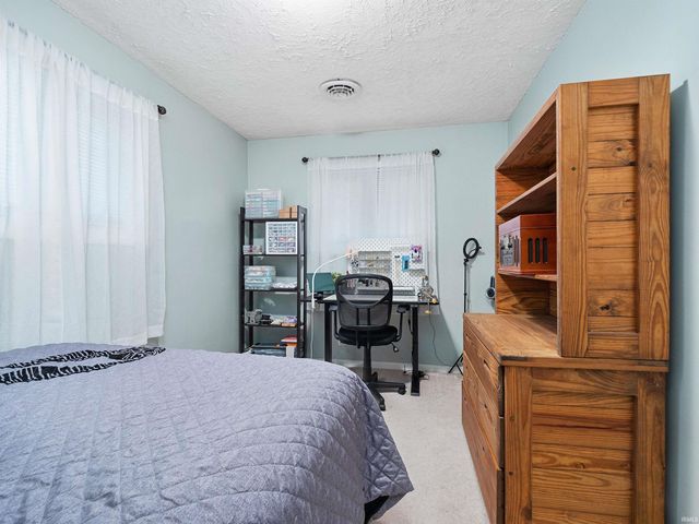 4652 Bradwood Terrace, Fort Wayne, IN 46815