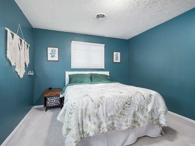 4652 Bradwood Terrace, Fort Wayne, IN 46815