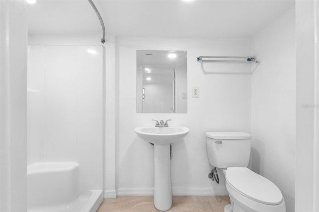 7223 N CLARK AVENUE, Tampa, FL 33614