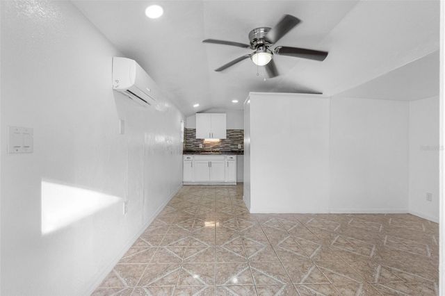 7223 N CLARK AVENUE, Tampa, FL 33614