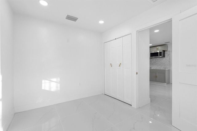 7223 N CLARK AVENUE, Tampa, FL 33614