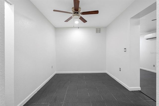 7223 N CLARK AVENUE, Tampa, FL 33614