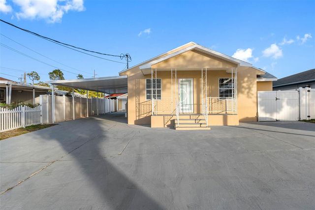 7223 N CLARK AVENUE, Tampa, FL 33614