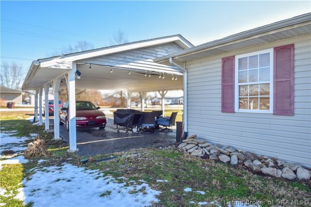 2481 N Slab Road, Scottsburg, IN 47170