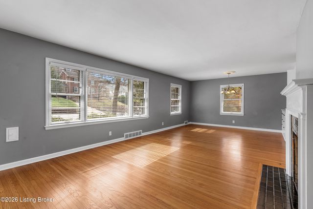 1873 Trevilian Way, Louisville, KY 40205