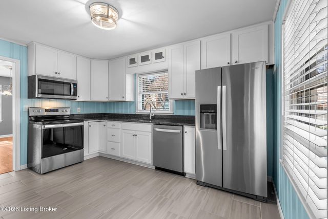 1873 Trevilian Way, Louisville, KY 40205