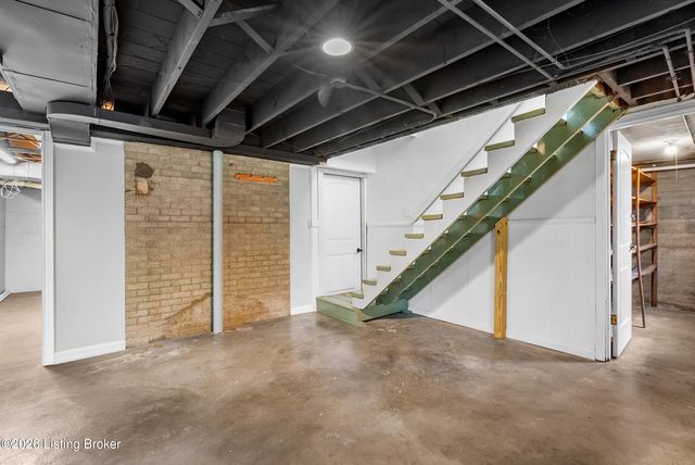 1873 Trevilian Way, Louisville, KY 40205