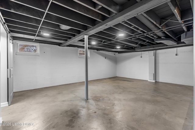 1873 Trevilian Way, Louisville, KY 40205