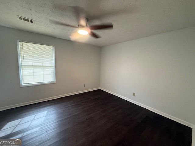 885 Park Place NE, Conyers, GA 30012