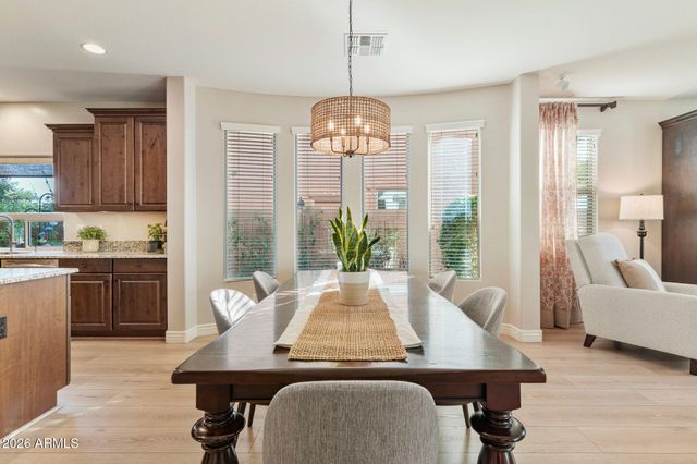 28410 N 52ND Place, Cave Creek, AZ 85331