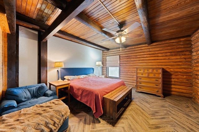 101 Catalina Court, Kerrville, TX 78028