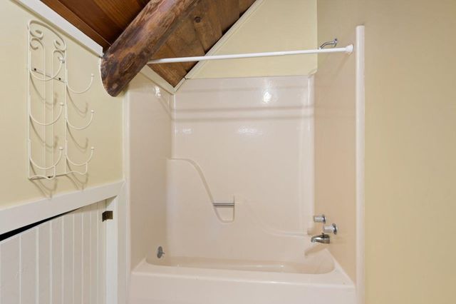 101 Catalina Court, Kerrville, TX 78028