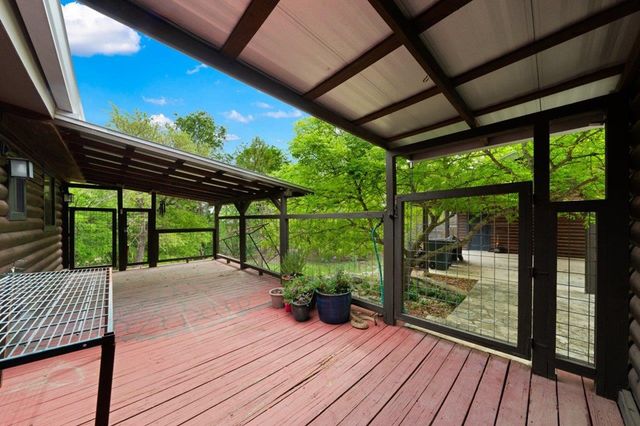 101 Catalina Court, Kerrville, TX 78028