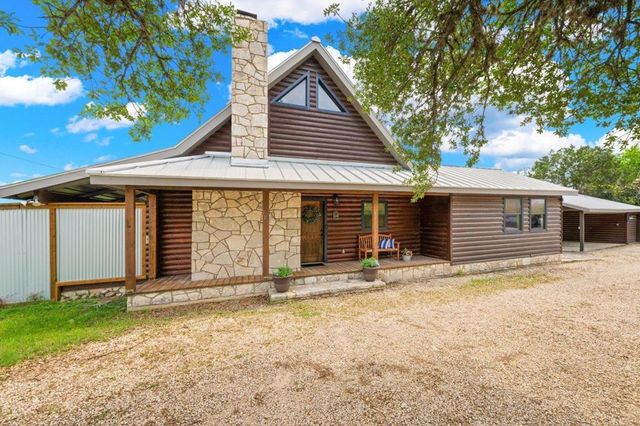 101 Catalina Court, Kerrville, TX 78028