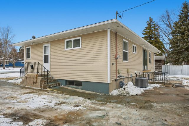 1155 Rossman Avenue, Detroit Lakes, MN 56501