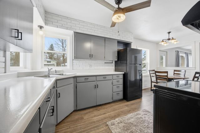 1155 Rossman Avenue, Detroit Lakes, MN 56501