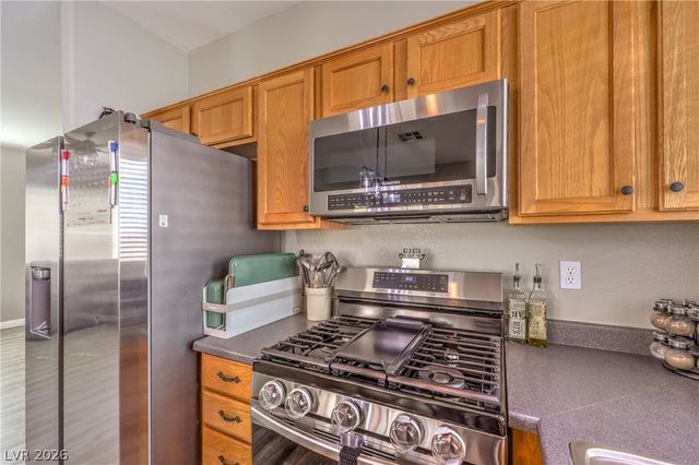 9424 Plover Falls Avenue, Las Vegas, NV 89149