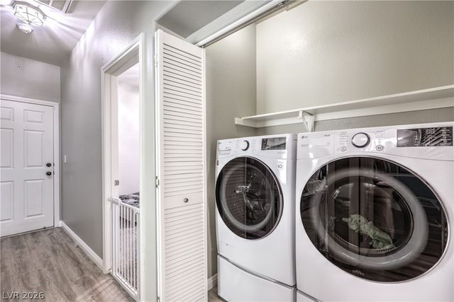 9424 Plover Falls Avenue, Las Vegas, NV 89149