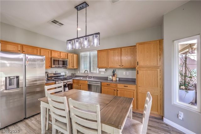 9424 Plover Falls Avenue, Las Vegas, NV 89149