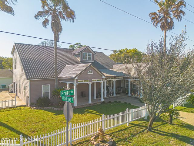 1602 E Railroad Street, Gulfport, MS 39501