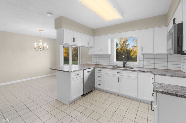 11775 E State Road 7, Elizabethtown, IN 47232