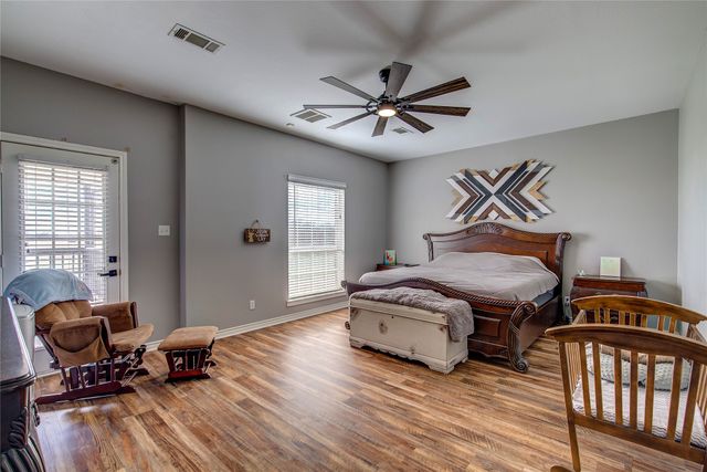 5611 County Road 4705, Commerce, TX 75428