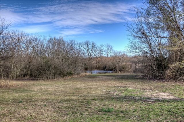 5611 County Road 4705, Commerce, TX 75428
