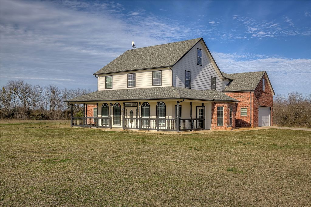 5611 County Road 4705, Commerce, TX 75428